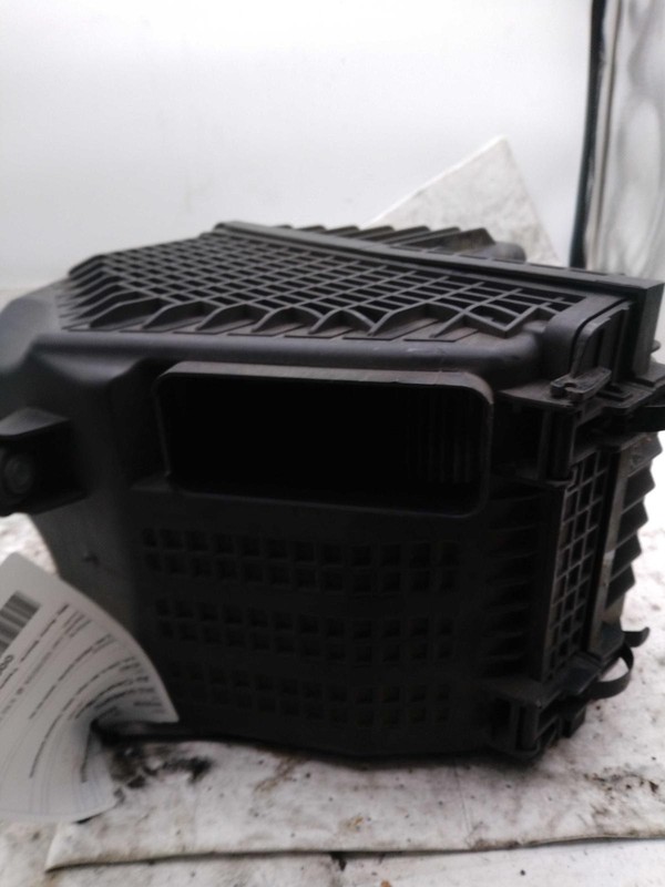2015 KIA SORENTO Air Cleaner Assembly OEM 2.4L 88K Miles Grey 281104Z250