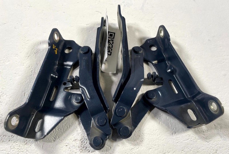 22-26 HYUNDAI TUCSON FRONT LEFT & RIGHT HOOD BONNET HINGE PAIR BLUE 2.5L #111995