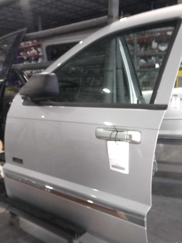 2009 Jeep Grand Cherokee Left Door Silver 4DR SUV OEM Used Part 443567