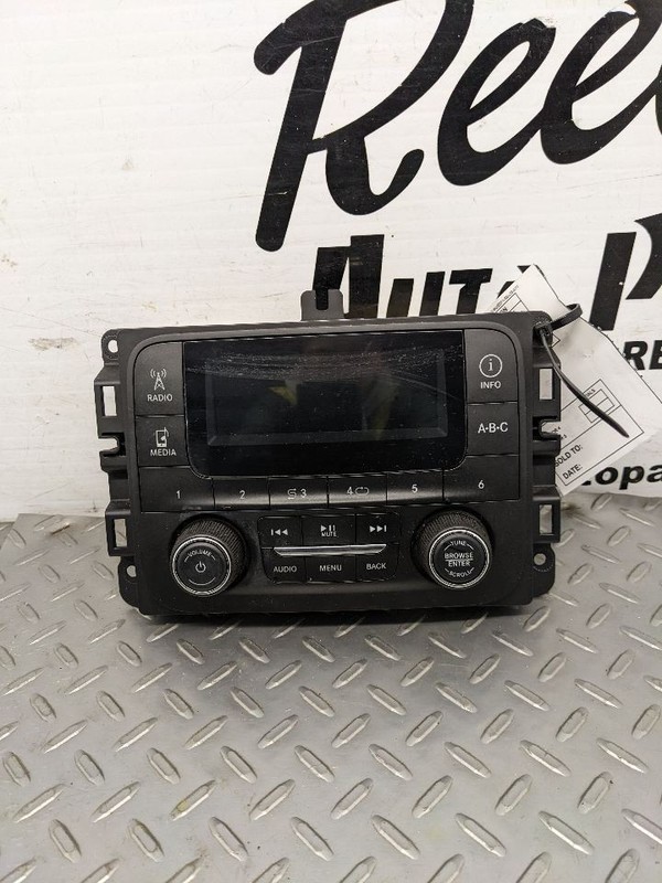 Audio Equipment Radio Classic Style Fits 17-20 DODGE 1500 PICKUP 1090465