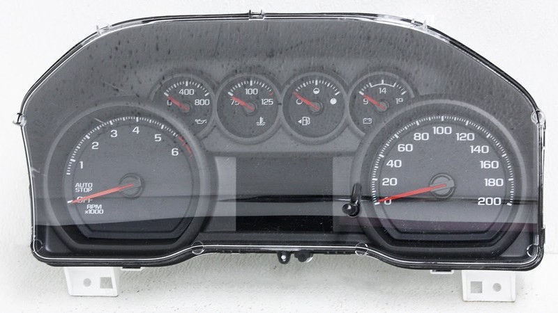 EXPORT (KpH) 84934299 OEM Chevrolet Silverado Instrument Cluster Scratches
