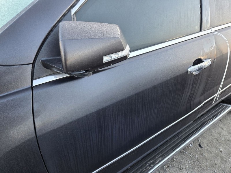 TRAVERSE2015 Front Door 3630633