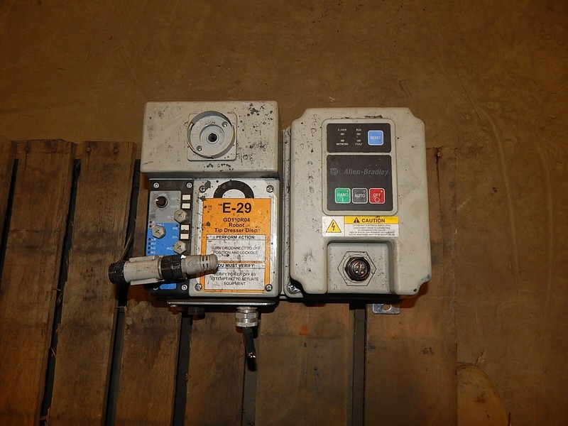 Allen Bradley 280D-F12Z-10C-GRW-3-P1 ArmorStat Control Module GD110R04