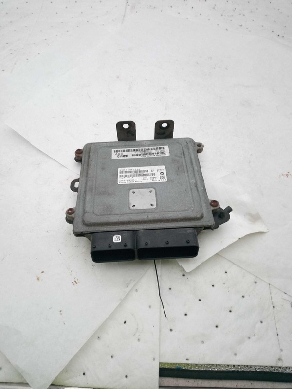 2010 Dodge Caliber Engine Control Module ECM 562503 OEM 133K Miles Silver