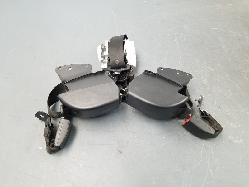 2018 BMW M2 F87 Seat Belt Partial Set #2909 J3