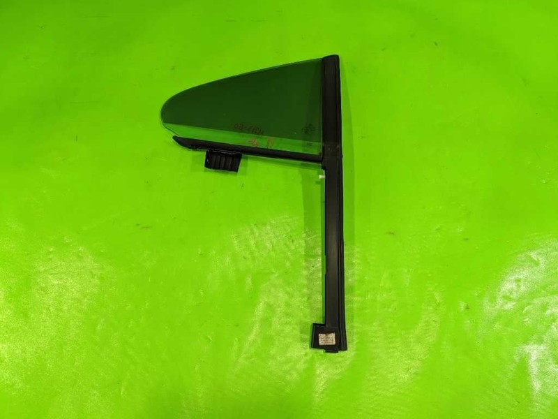09-17 VOLKSWAGEN CC PASSENGER RIGHT REAR VENT GLASS OEM 4213-50