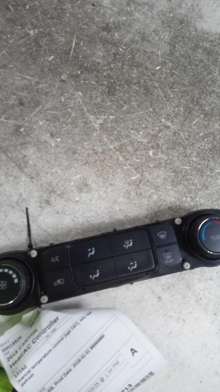 2018 GMC Canyon A/C Selector Switch OEM White 46000 Miles NJ25-16928-425374