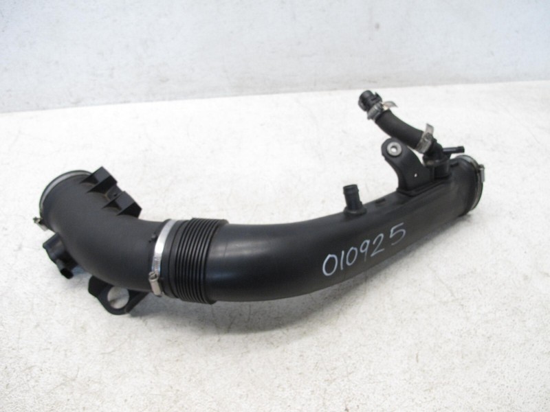 12-19 BMW E70 X5 X6 X4 3.0 740i 640i AIR FLOW METER INTAKE DUCT HOSE OEM 010925