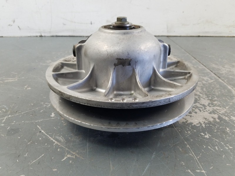 #8173 R2 - 2011 11 12 Polaris RZR XP 900 Secondary Clutch
