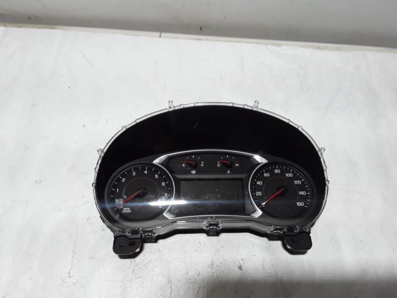 2018-2019 CHEVROLET EQUINOX SPEEDOMETER MPH 84642813 10904