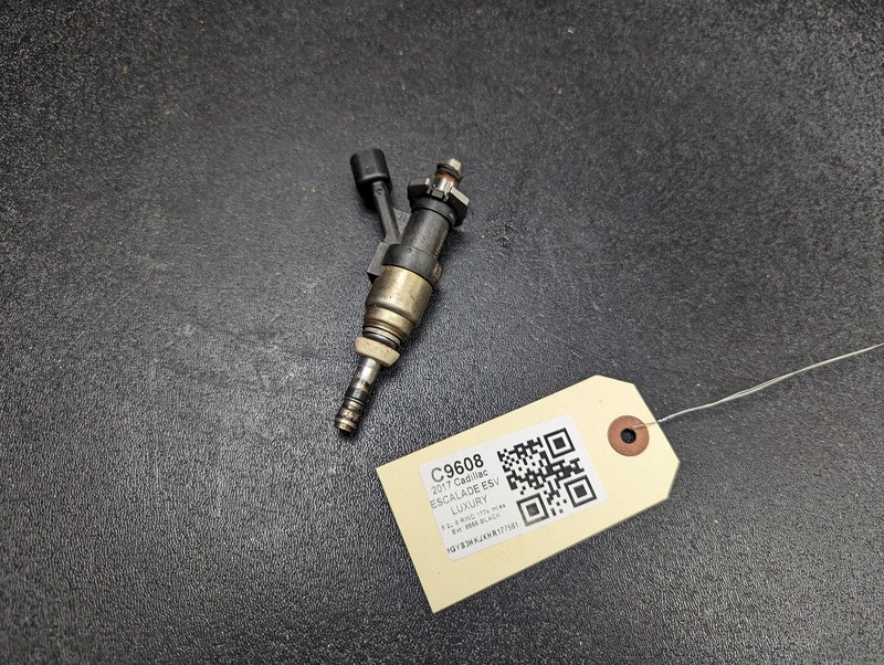 Fuel Injector 6.2L 2017 Cadillac Escalade ESV 12668394 2015 2016 2018 2019 2020