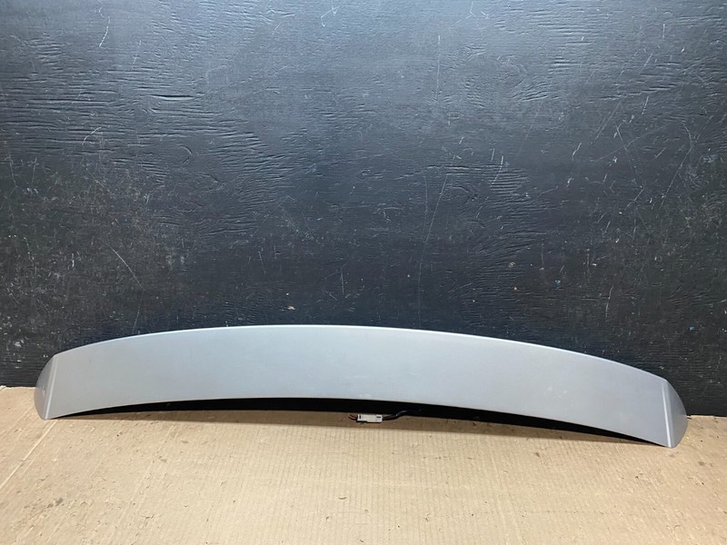 2007 to 2013 Mitsubishi Outlander Rear Spoiler 3RD Brake Light OEM j0451 DG1