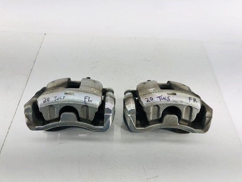 18-21 HYUNDAI TUCSON AWD FRONT LEFT & RIGHT SIDE ABS BRAKE CALIPER SET OF 2 OEM