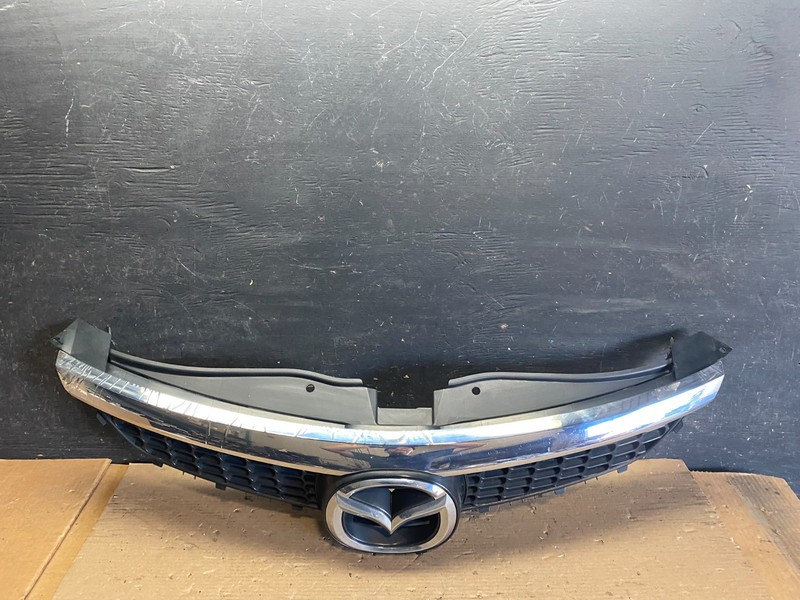 2007 - 2009 Mazda CX9 CX-9 Front Upper Grill Grille Emblem OEM s1539 DG