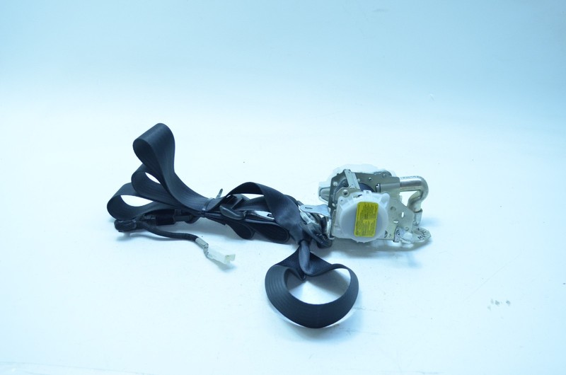 09-14 TOYOTA MATRIX FRONT RIGHT PASSENGER SIDE SEAT BELT RETRACTOR OEM