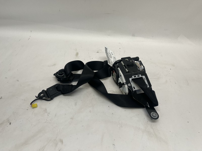 2013-2014 MERCEDES CLS550 C218 FRONT RIGHT PASSENGER SIDE SEAT BELT BLACK OEM