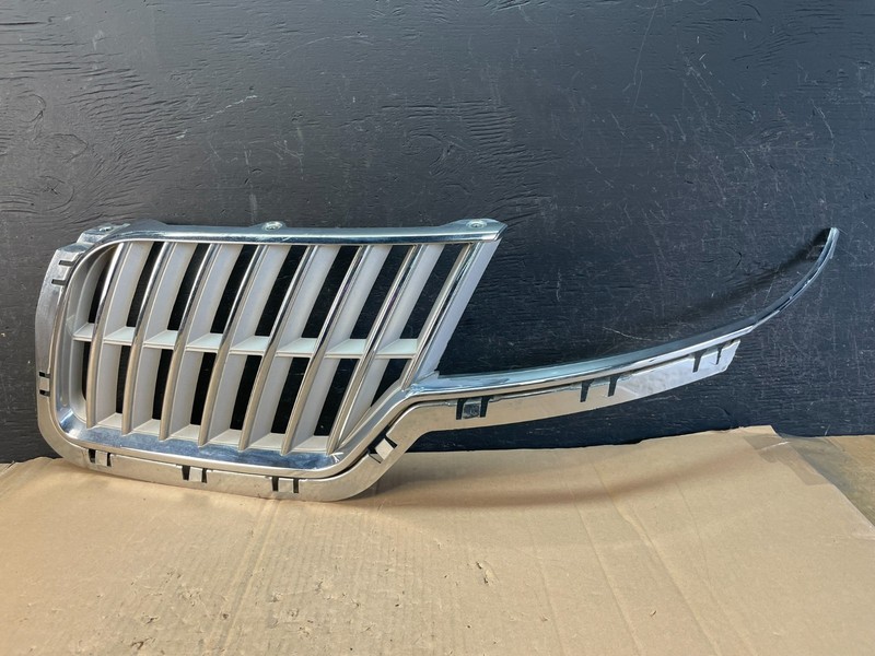 2010 to 2012 Lincoln Mkz Left Driver LH Grill Grille OEM AD5987 DG