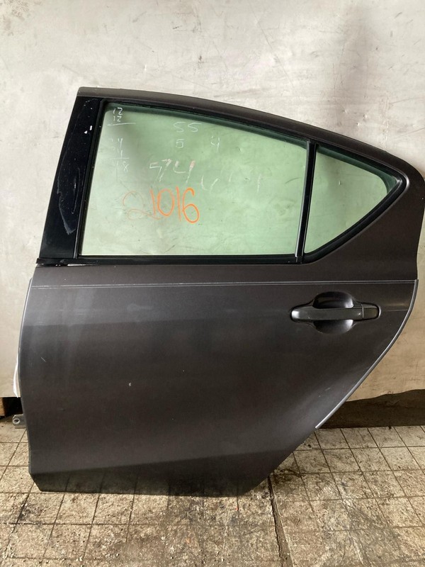 Rear Door TOYOTA PRIUS C Left 12 13 14 15 16 17 18 19