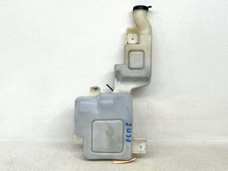 ⭐2015-2020 CADILLAC ESCALADE WINDSHIELD WIPER FLUID RESERVOIR ASSY OEM LOT2437