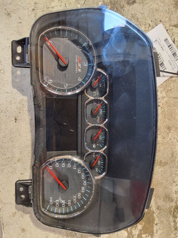 Speedometer MPH US Market ID 23259637 Fits 15 17 SUBURBAN 1500 3375598