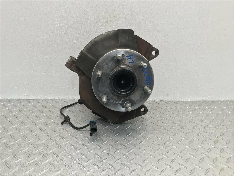 2000-2006 CHEVROLET TAHOE DRIVER FRONT KNUCKLE W/HUBOEM 515-01223L