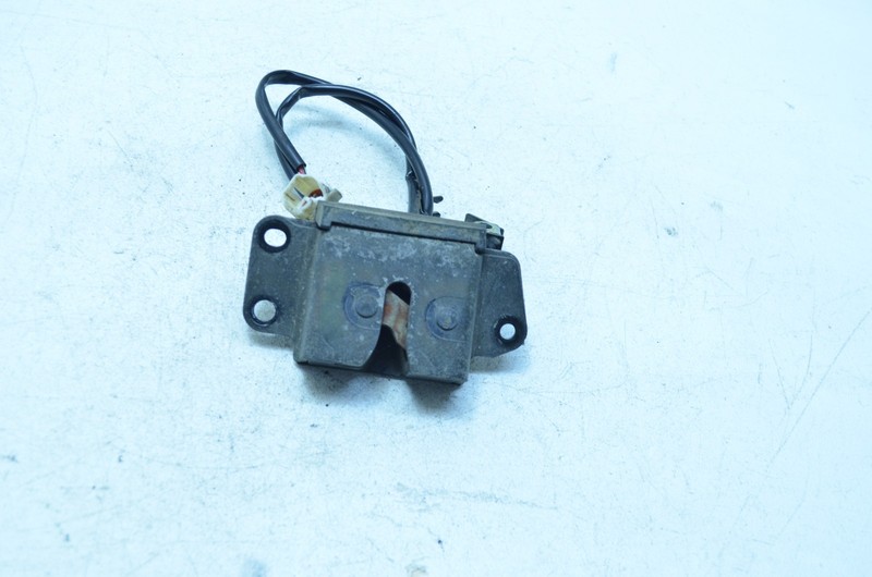 96-02 TOYOTA 4RUNNER REAR TRUNK LID LOCK LATCH ACTUATOR OEM