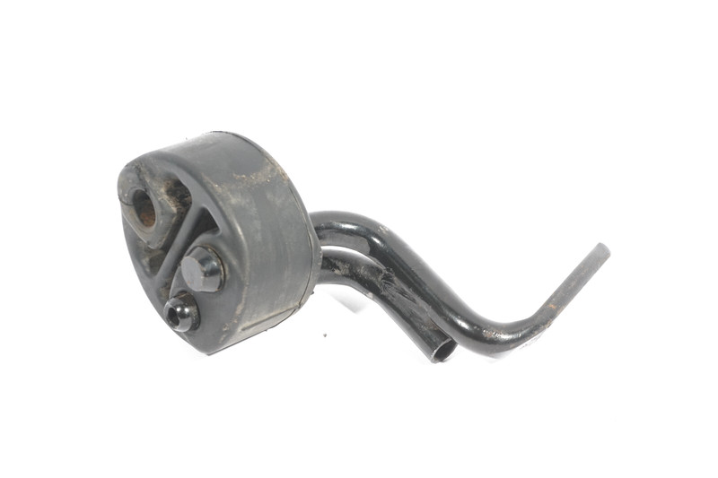 2021-2024 TOYOTA SIENNA PLATINUM EXHAUST MUFFLER PIPE ISOLATOR HANGER OEM