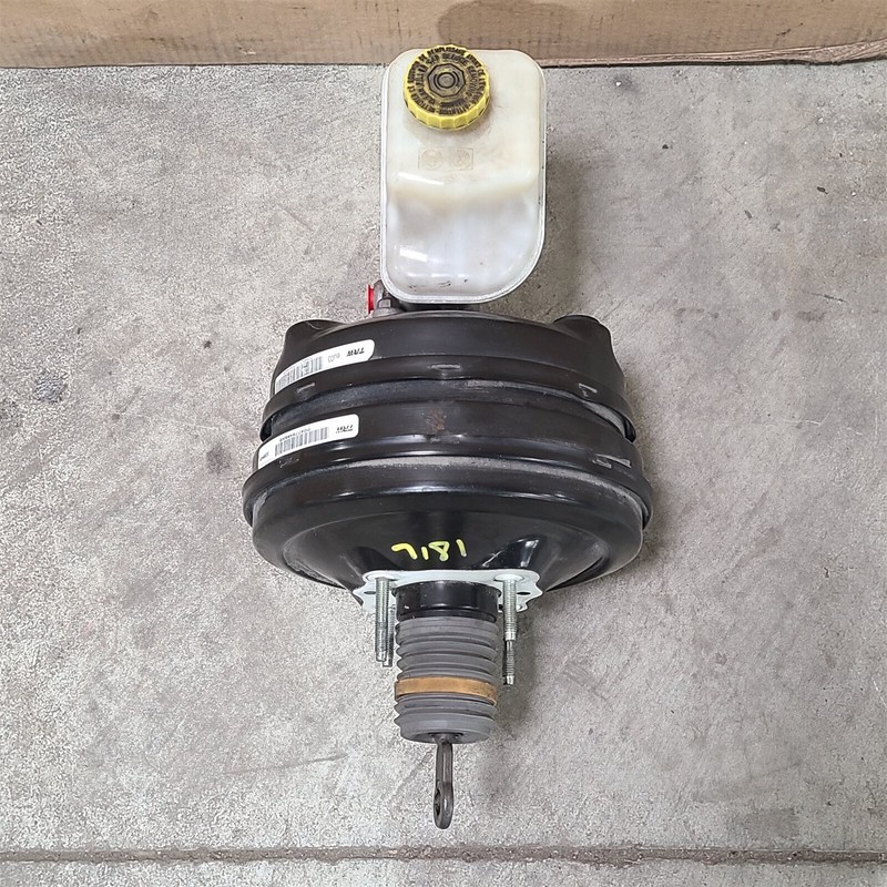 08-10 Dodge Charger Srt8 Brake Booster Master Cylinder Vacuum Aa7181