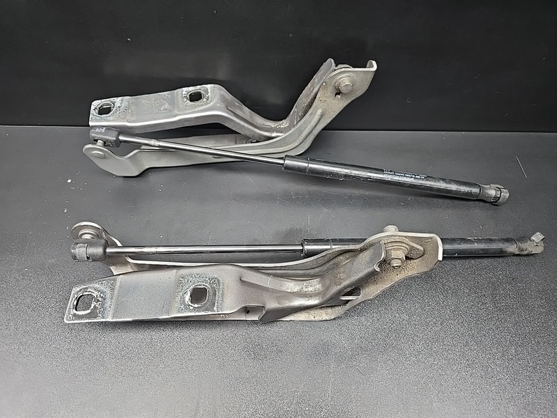 2014 - 2019 MASERATI GHIBLI S LEFT & RIGHT HOOD HINGES SET X2 OEM