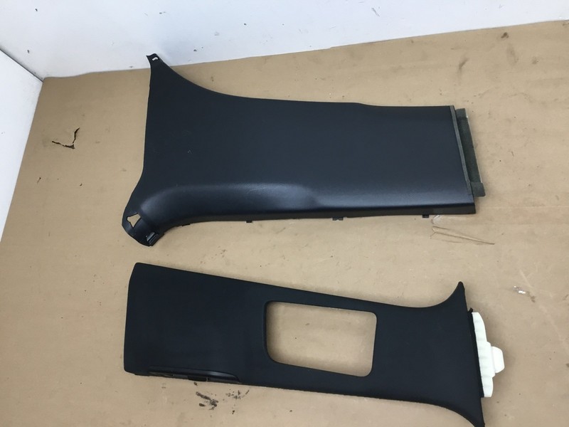 Mercedes GL550 X166 2015 Right B Pillar Cover Trim Panel Set 2 PCS 13-16 :M