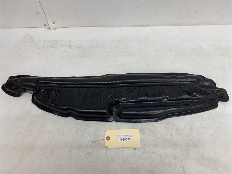 ⚡️16-23 TESLA MODEL X FRONT LEFT DRIVER SIDE FENDER REARWARD INSULATOR 24083
