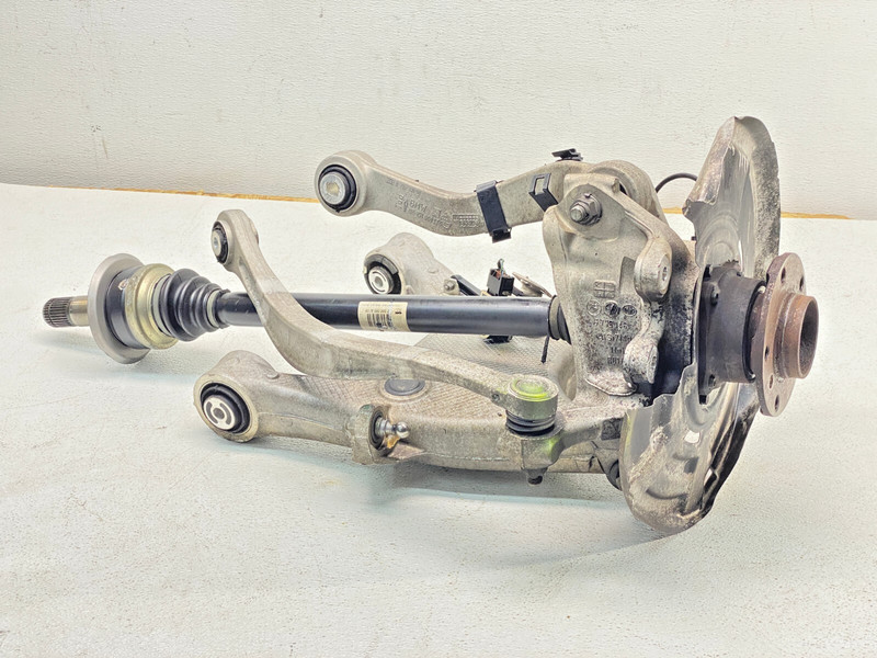 11-18 BMW F12 F13 6 Series Rear Right Suspension Wheel Hub Axle Assembly OEM✅