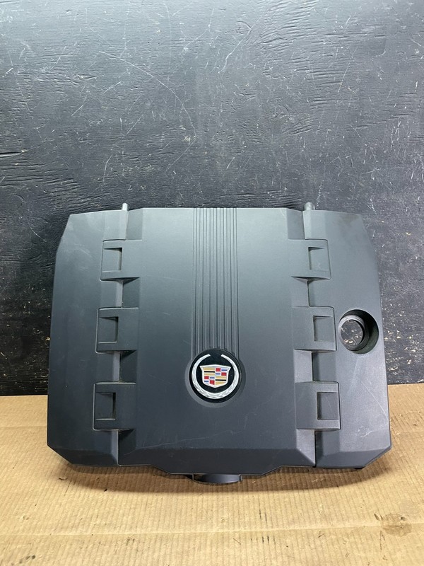 2008 to 2013 Cadillac CTS 3.6L Plastic Engine Cover Shield OEM AA9218 DG