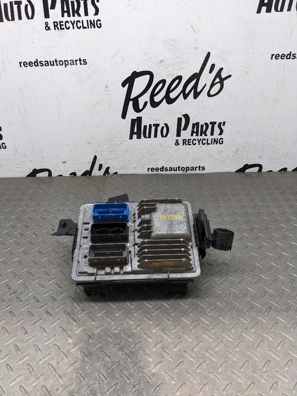 Engine ECM Electronic Control Module 2.5L Fits 17-22 COLORADO 930779