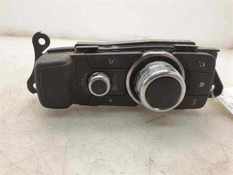 Audio Equipment Radio Controller Fits 16 MAZDA CX-3 DB5J66CM0A