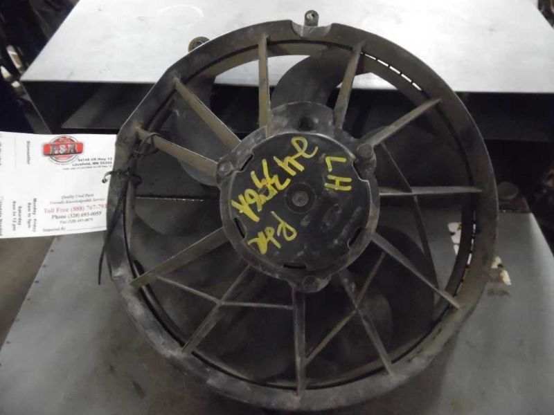 98 99 00 01 FORD TAURUS L. RADIATOR FAN MOTOR FAN ASSM 69198