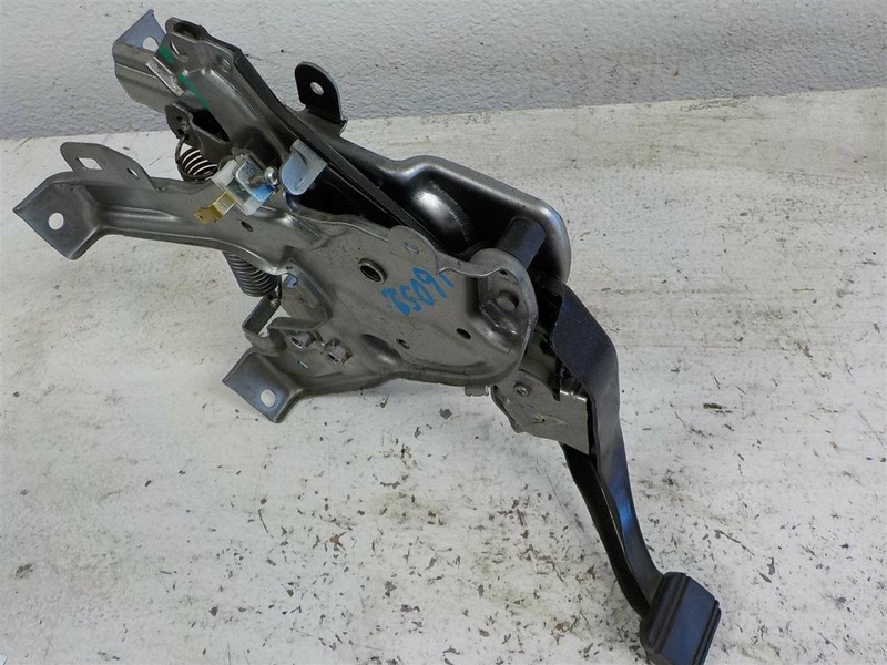 13 14 15 16 Honda Cr-V Emergency Parking Brake Break Pedal 47100-T0a-A71 Oem