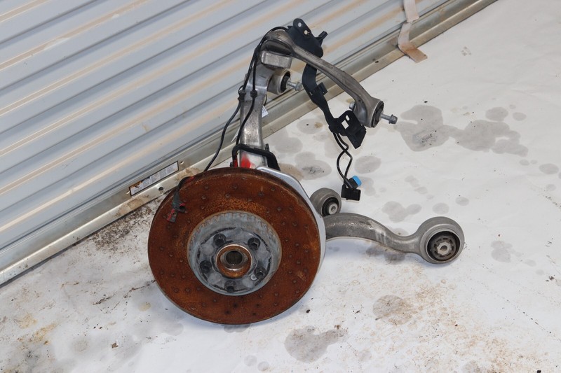 2015-2017 MERCEDES C300 W205 AWD FRONT RIGHT SPINDLE KNUCKLE WHEEL HUB ASSY OEM