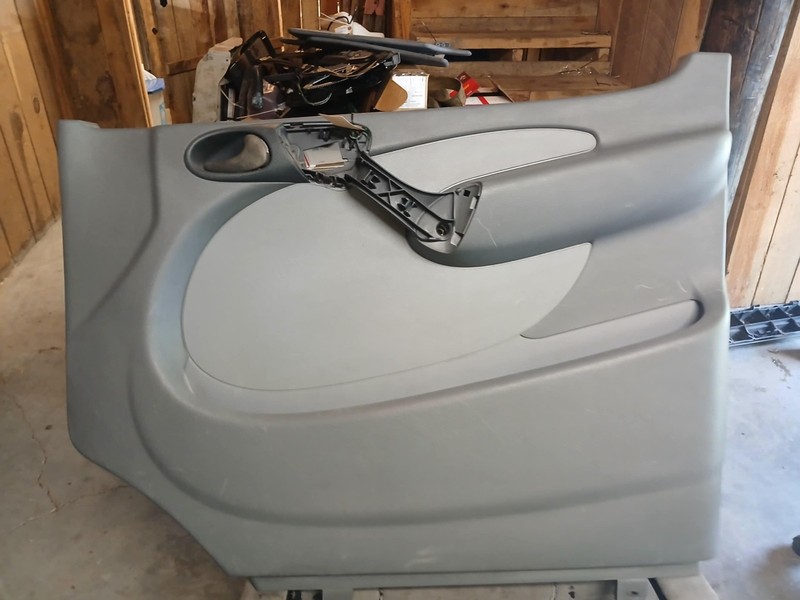 Front Door Trim Panel DODGE SPRINTER 3500 PASSENGER 03 04 05 06