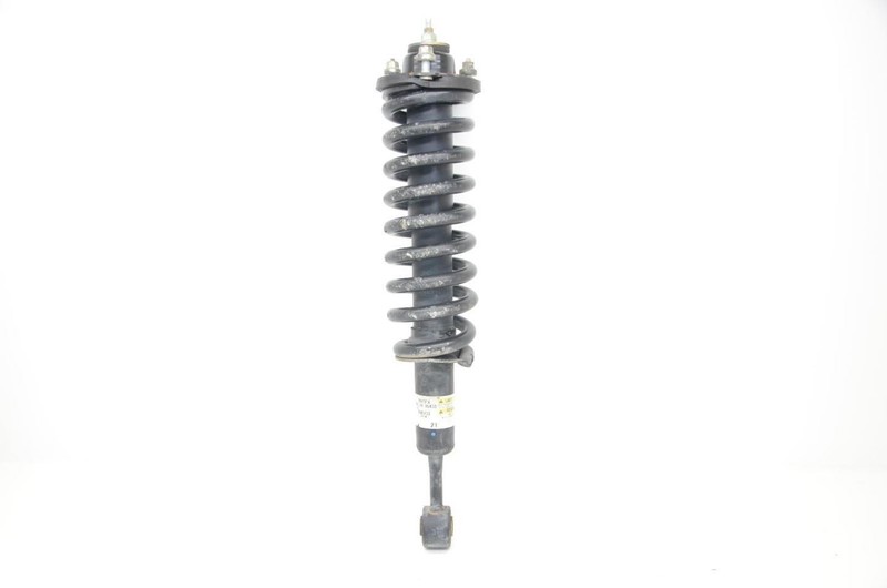 13-23 Toyota 4Runner TRD 4X4 Passenger Right Front Strut Assembly