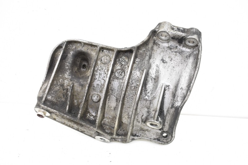 2008 BMW E90 335xi Twin Turbo N54 AC A/C Compressor Support Bracket OEM KW70