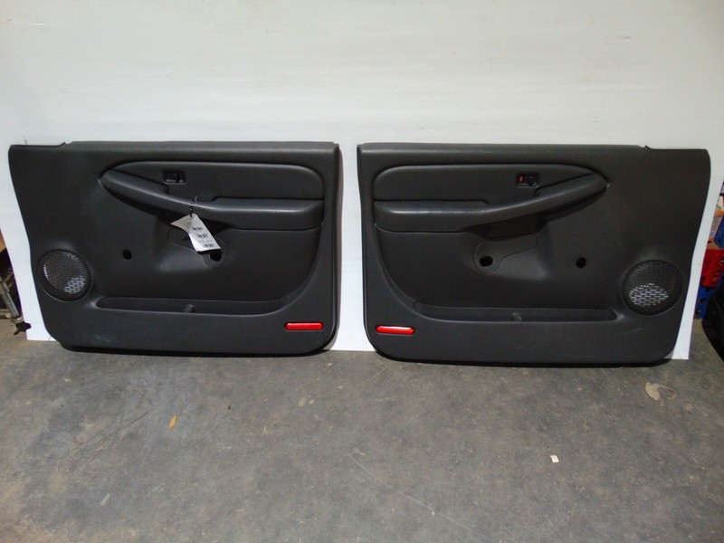 1999-06 CHEVY GMC SILVREADO SUBURBAN TAHOE Interior Door Trim Panels Set Tan OEM