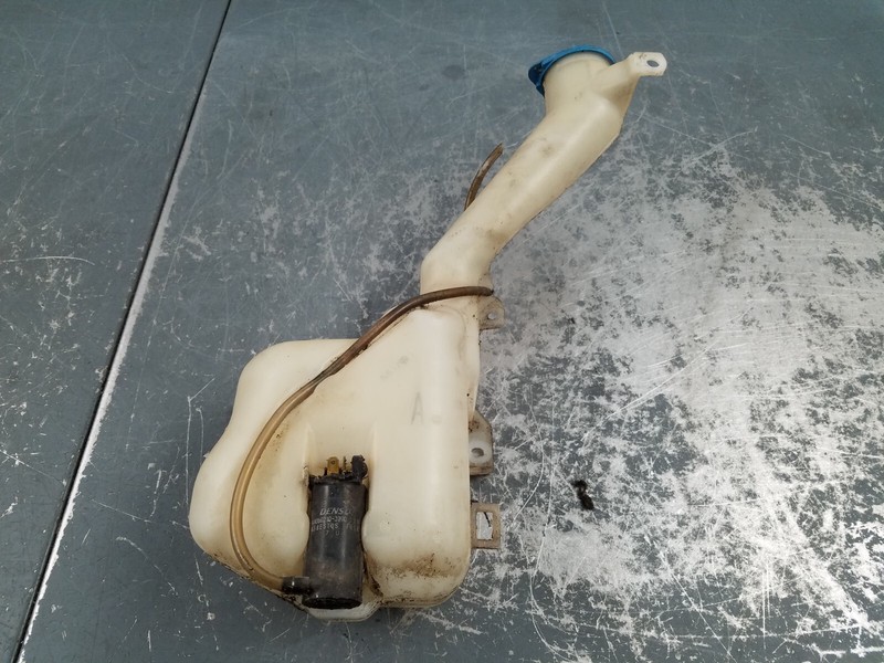 2000 99 00 Honda Civic Si EM1 Windshield Washer Bottle / Pump #2710 S7