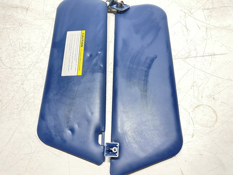 1992-1996 Ford F-150 Driver Left And Passenger Right Sun Visor Assembly Blue