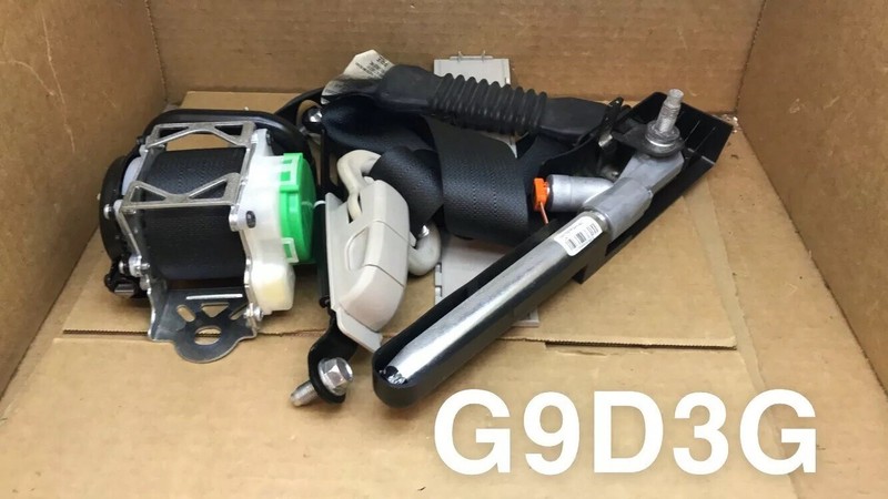 2013-2018 Nissan Altima Driver Left Front Seat Belt Retractor Pretensioner