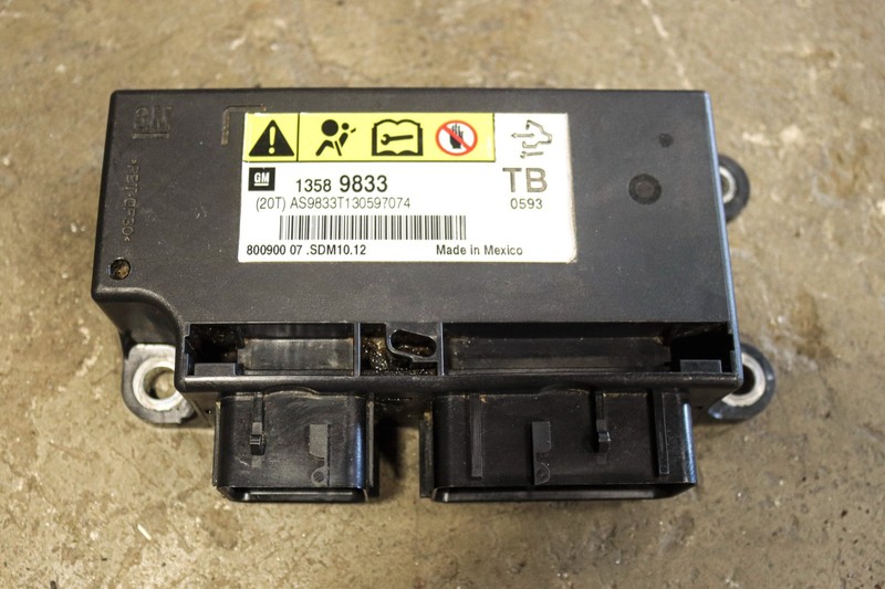 2013-2015 Chevy Camaro Convertible Center Console Computer Control Module OEM