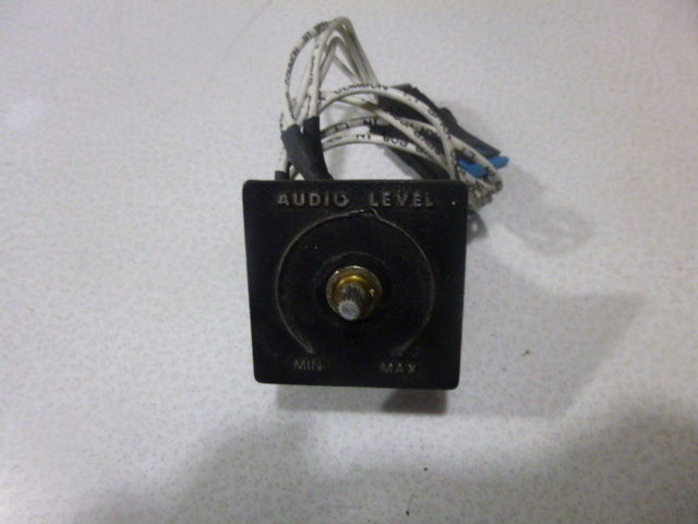 USED WESTERN STAR AUDIO VOLUME CONTROL 59010-3407 FREE SHIPPING