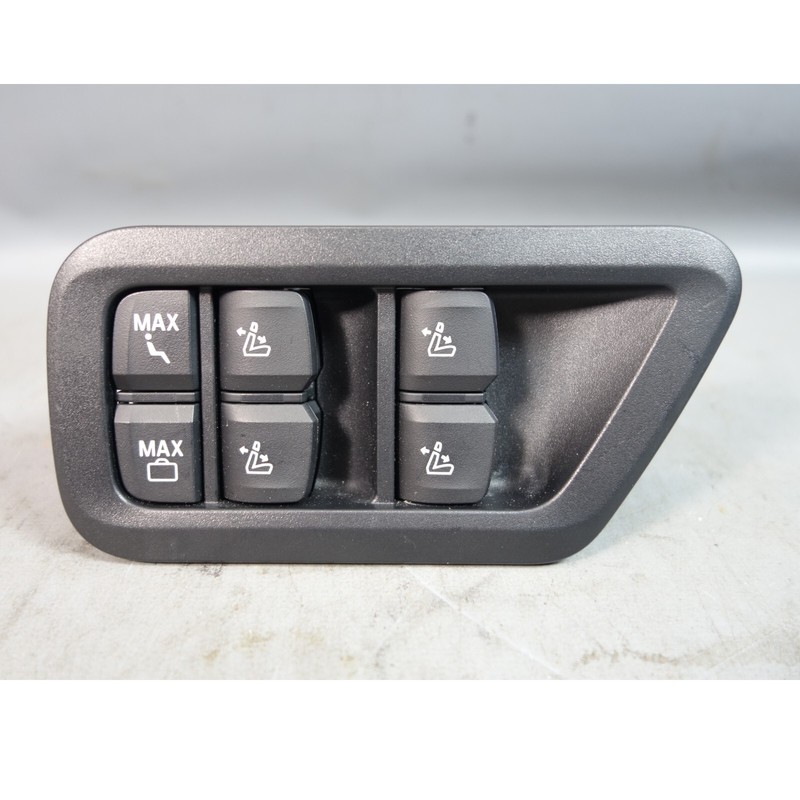 2019-2025 BMW G07 X7 Rear Seat Backrest and Roller Blind Adjustment Switch OEM