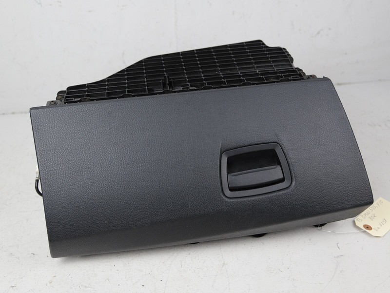 11-16 BMW 5 SERIES 528i 535i 550i F10 BLACK GLOVE BOX OEM 9205976 80k