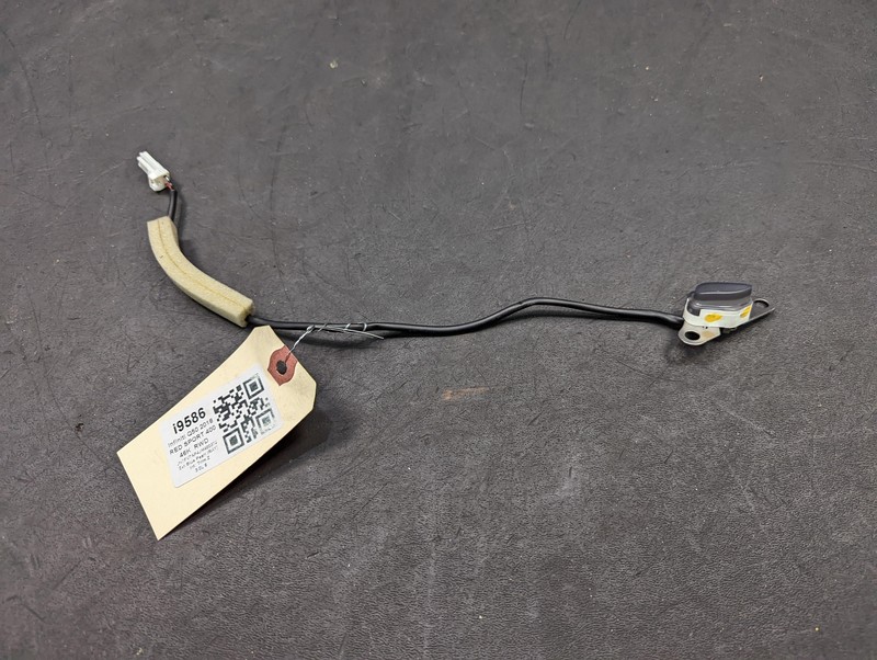 Front Right Door SOW Light Lamp Sensor 2018 Infiniti Q50 14 2015 2016 2017-2022